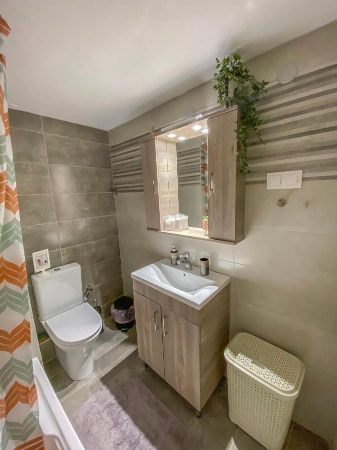 Corfu  Alexis Apartment Near The Airport מראה חיצוני תמונה
